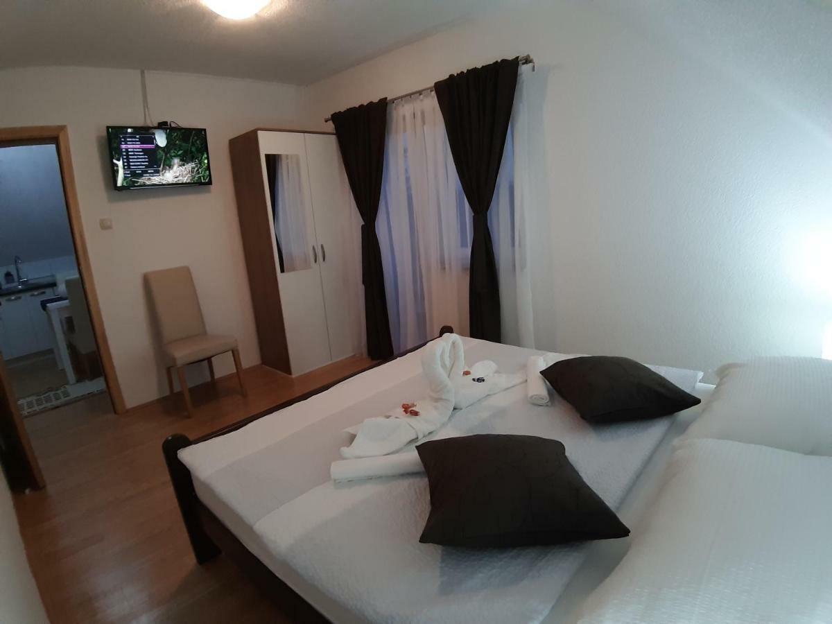 House Jelena&Marija Apartment Раковица Екстериор снимка
