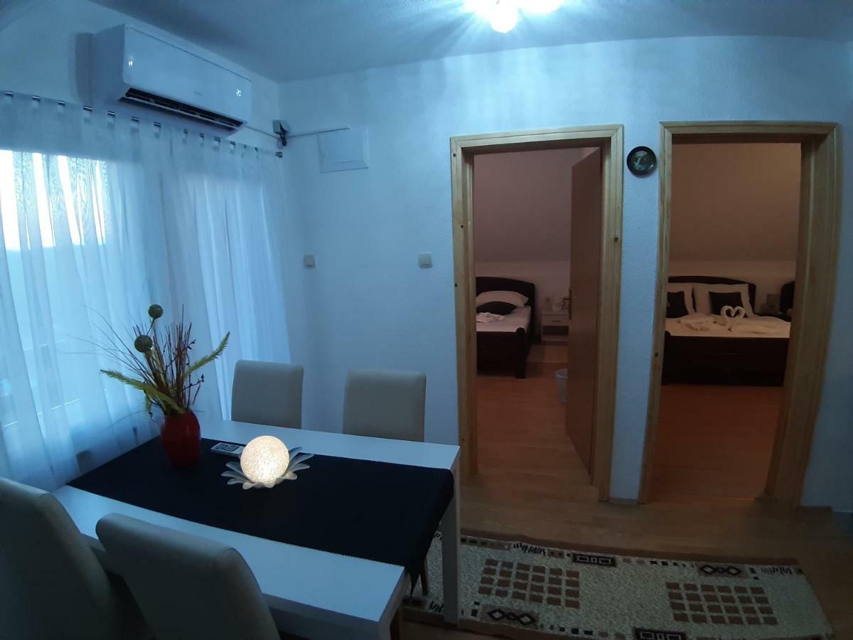 House Jelena&Marija Apartment Раковица Екстериор снимка