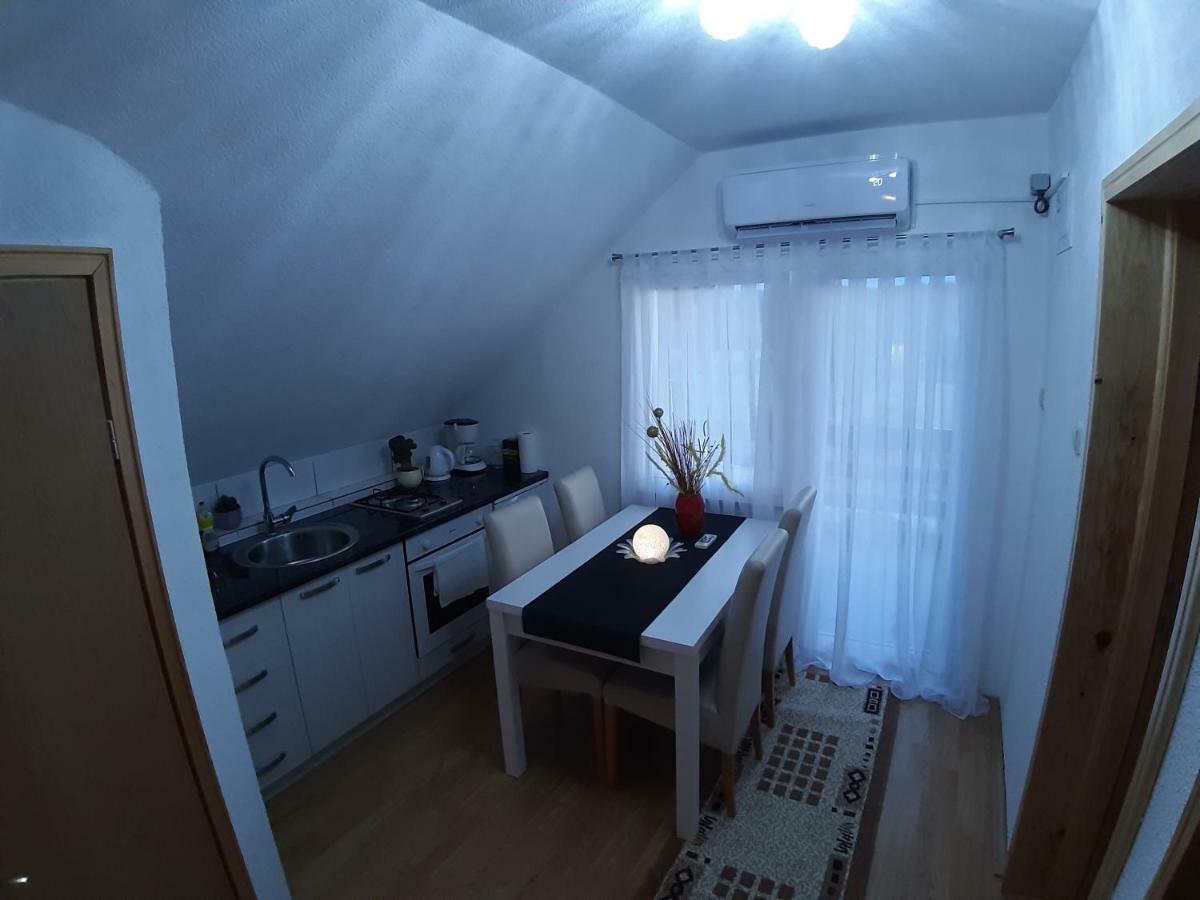 House Jelena&Marija Apartment Раковица Екстериор снимка