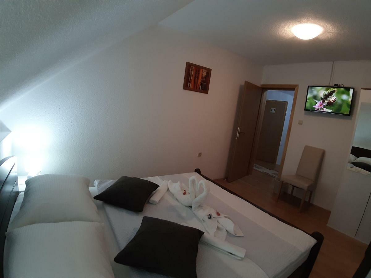 House Jelena&Marija Apartment Раковица Екстериор снимка
