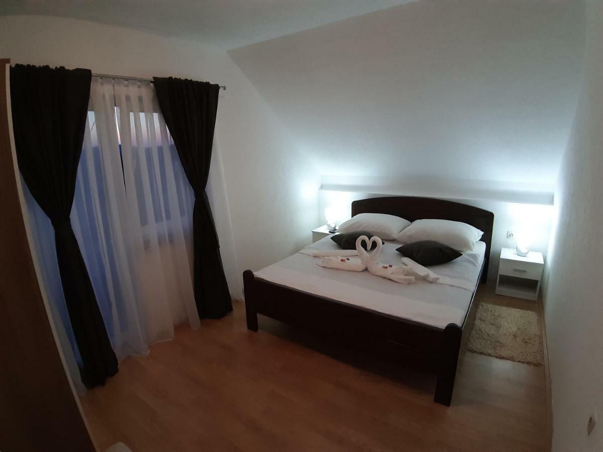House Jelena&Marija Apartment Раковица Екстериор снимка