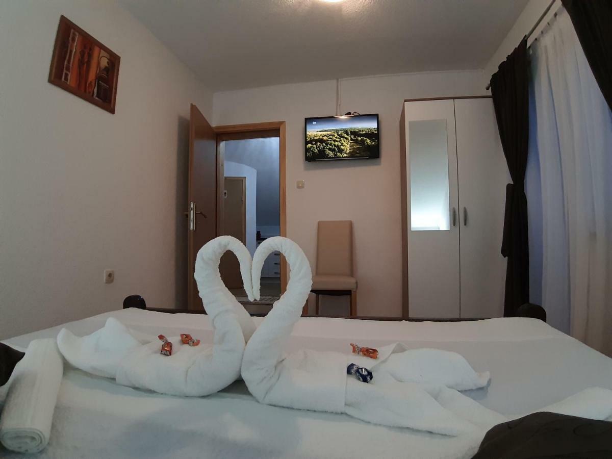 House Jelena&Marija Apartment Раковица Екстериор снимка